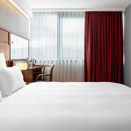 Movenpick Hotel 4*