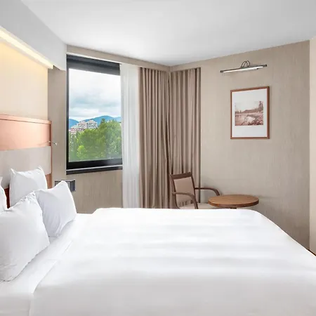 Movenpick Hotel 4*