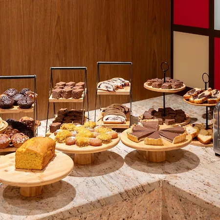 Hotel Movenpick 4*