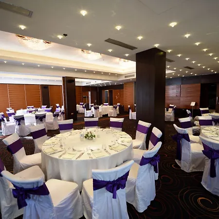 Movenpick 4*